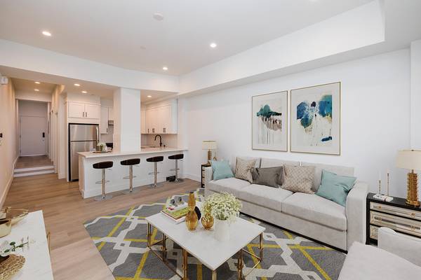 1BR/1BA Apartment on Pine · San Francisco photo 2