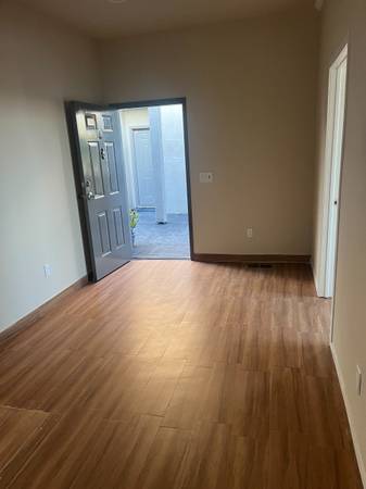 4BR/4BA Apartment · Emeryville photo 4