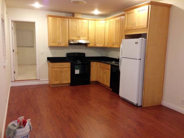 1BR/1BA Apartment · San Leandro photo 2