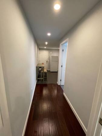 BEAUTIFULLY UPDATED SINGLE FAMILY HOME WITH BONUS ROOMS photo 5