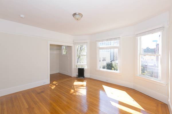 1BR/1BA Apartment on Pine · San Francisco photo 4