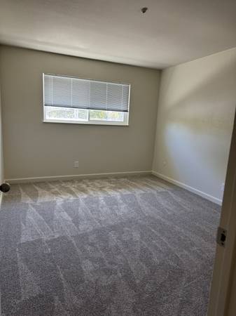 2BR/1BA Apartment on Santa Alicia Drive · Rohnert Park photo 5
