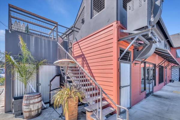 2BR/2BA Apartment · Santa Cruz photo 2