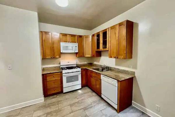 Apartments on Baker St Unit 4 · San Francisco photo 2
