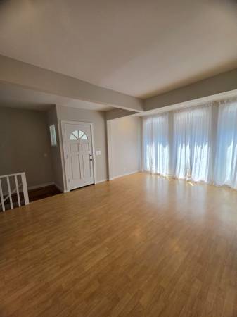 2BR/2BA Single Family House on Allen St · San Francisco photo 2