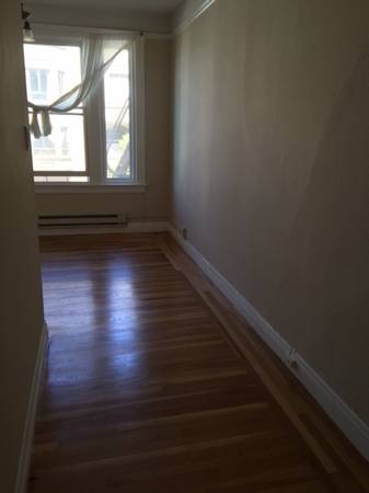 1BR/1BA Apartment · San Francisco photo 5