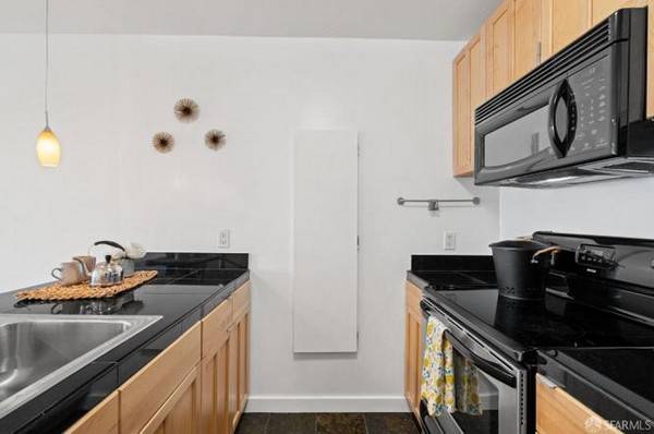 1BR/1BA Condo · San Mateo photo 5