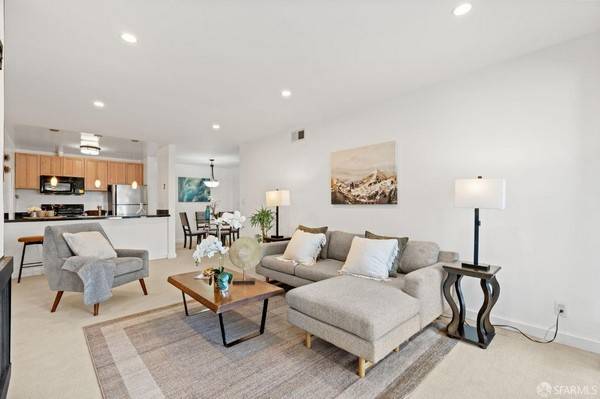 1BR/1BA Condo · San Mateo photo 2