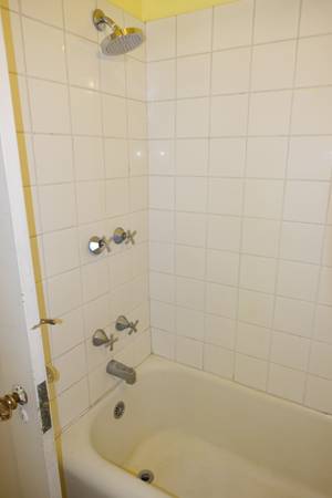 3BR/2BA Apartment · Berkeley photo 5