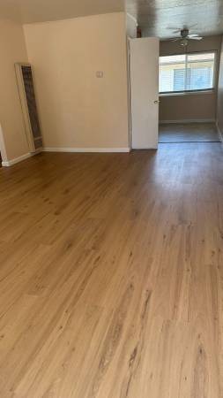 2BR/1BA Apartment · Pittsburg photo 2