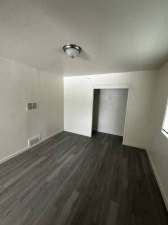 1BR/1BA Apartment on Mission Ave · San Rafael photo 4