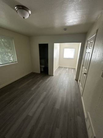 1BR/1BA Apartment on Mission Ave · San Rafael photo 2