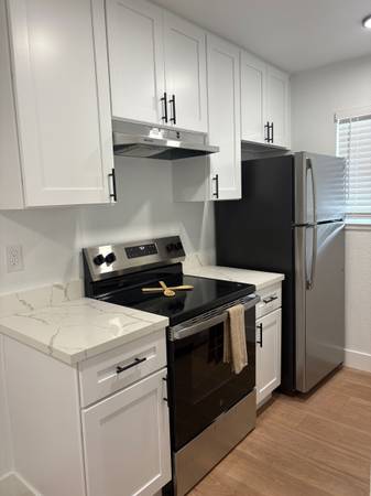 Summerhill Place Apartments photo 4