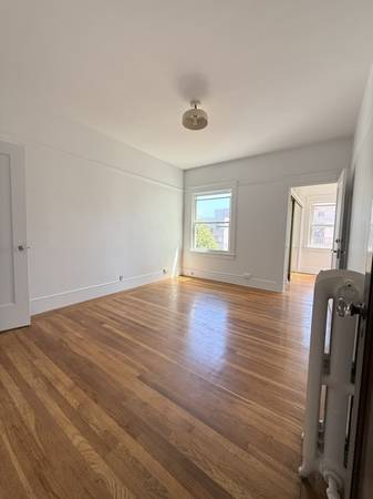 2BR/1BA Apartment · San Francisco photo 5