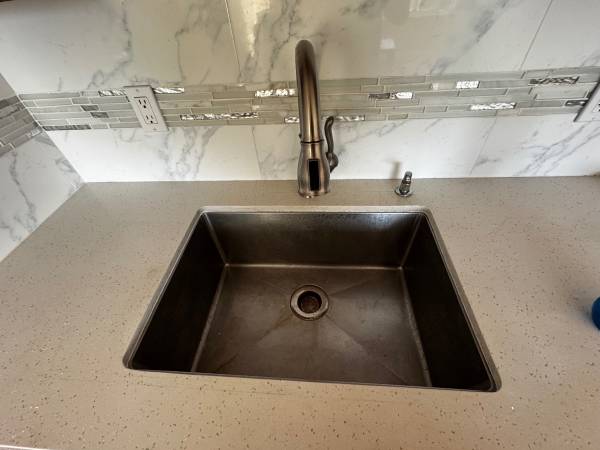 2BR/1BA Other · Daly City photo 3