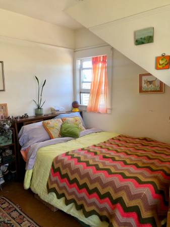 2BR/2BA Apartment · Berkeley photo 2