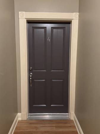 2BR/1BA Apartment · Oakland photo 2
