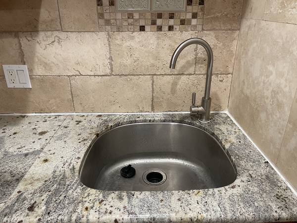 1BR/1BA In Law Adu · Hayward photo 2