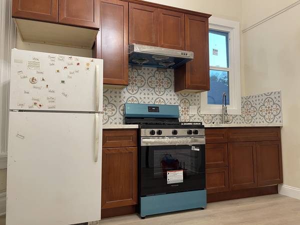 1BR/1BA Apartment · Oakland photo 3