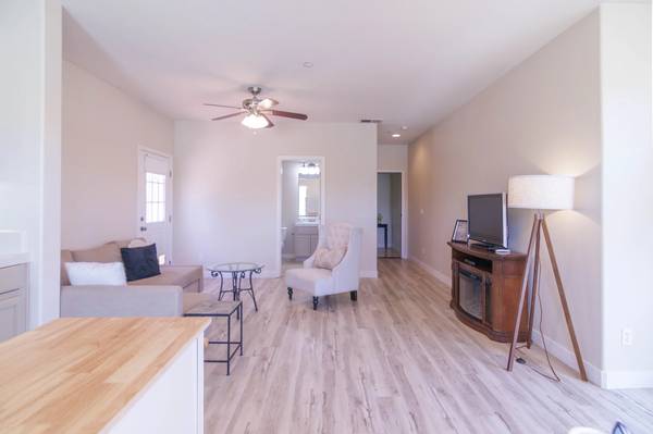 1BR/1BA Single Family House on Fennel Ct · Morgan Hill photo 4