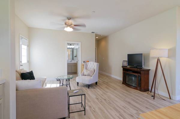 1BR/1BA Single Family House on Fennel Ct · Morgan Hill photo 5