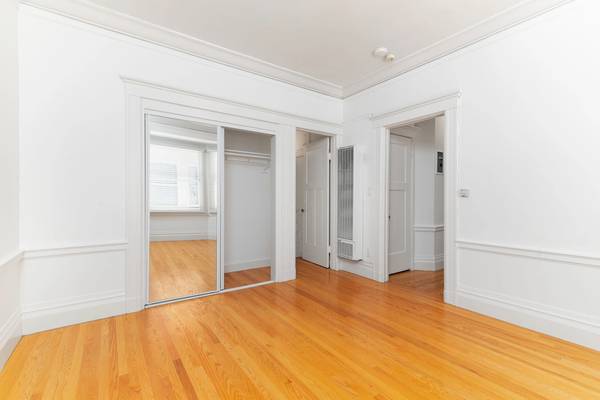 815 OFarrell photo 3