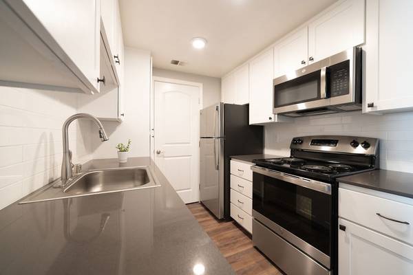 Apartments on Third Street · Hayward photo 5