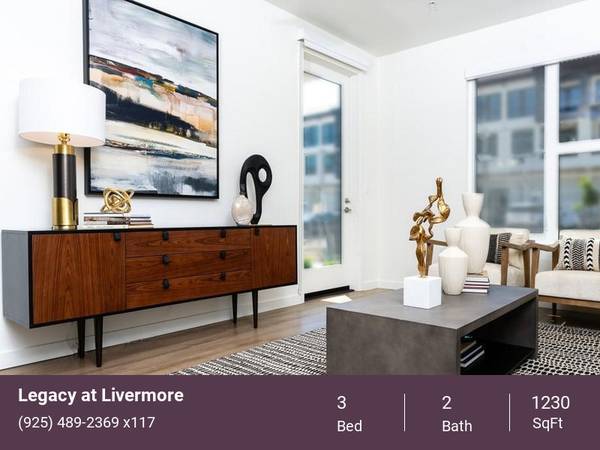 Apartments on South L Street · Pleasanton