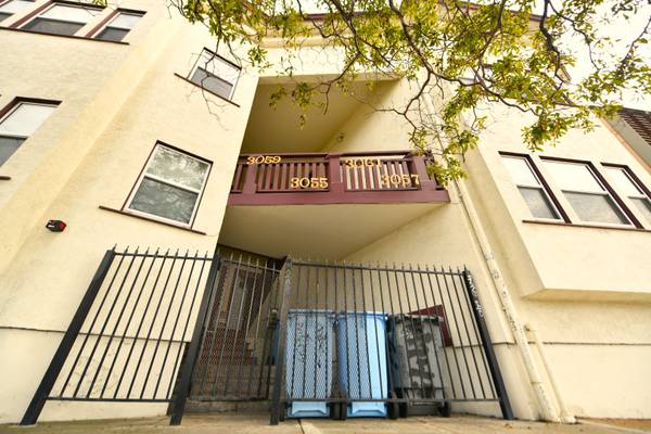3061-3061 Adeline St Berkeley, CA 94703