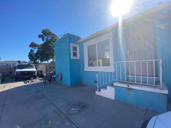 Houses on Bissell Ave · Richmond photo 3