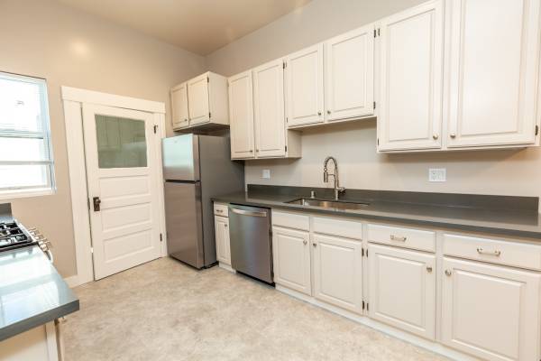 4BR/2BA Flat · San Francisco photo 2