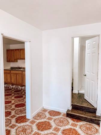 1BR/1BA In-Law · Pittsburg photo 5
