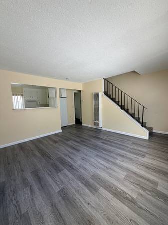 2BR/2BA Apartment · Hayward photo 4
