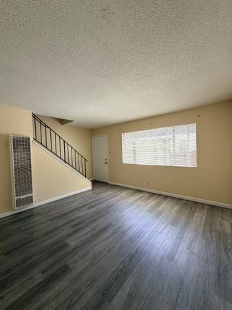2BR/2BA Apartment · Hayward photo 5