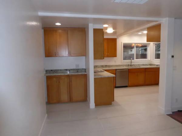 Houses on Oxford Way · Santa Cruz photo 3