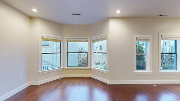 3BR/3BA Apartment on Market Street / 211 Church Street · San Francisco photo 3