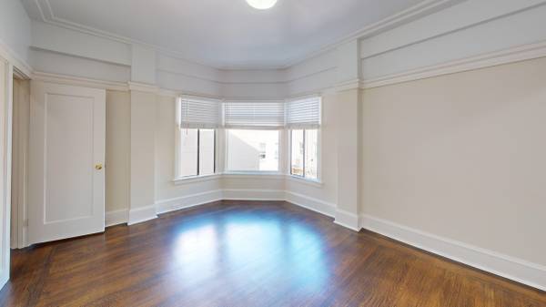Apartments on O’Farrell Street · San Francisco photo 2