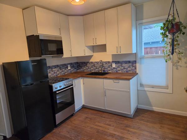 1BR/1BA Apartment · Santa Cruz photo 2