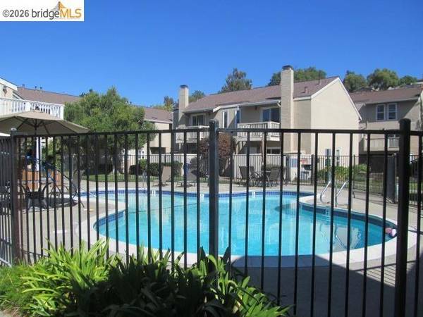 4740 Appian Way El Sobrante, CA 94803 photo 4