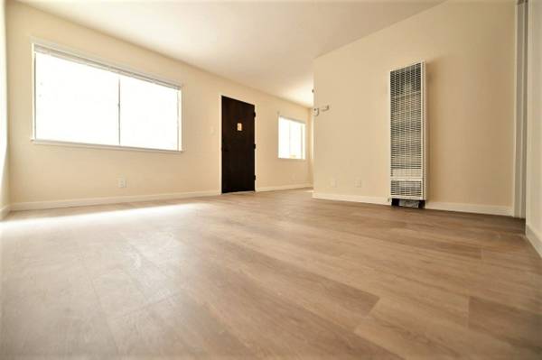 5390 Broadway, Oakland (Apartment) photo 3