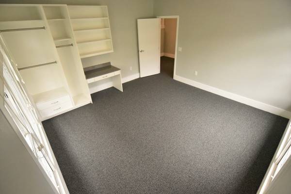2BR/1BA Apartment on Durant Ave · Berkeley photo 4