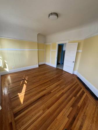 4BR/2BA Duplex · Oakland photo 5