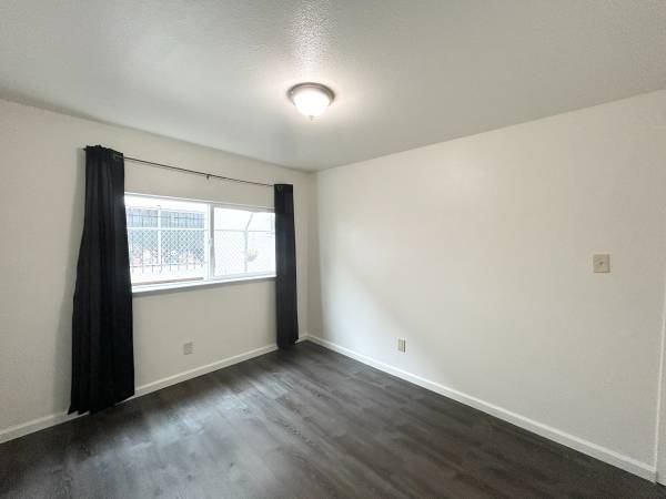 Apartments on Waller Ave D · Richmond photo 4