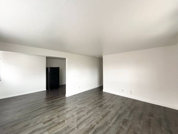 Apartments on Waller Ave D · Richmond photo 2