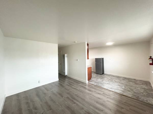 Apartments on Waller Ave B · Richmond