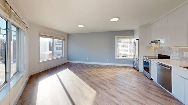 Apartments on Burnett Ave · San Francisco photo 2
