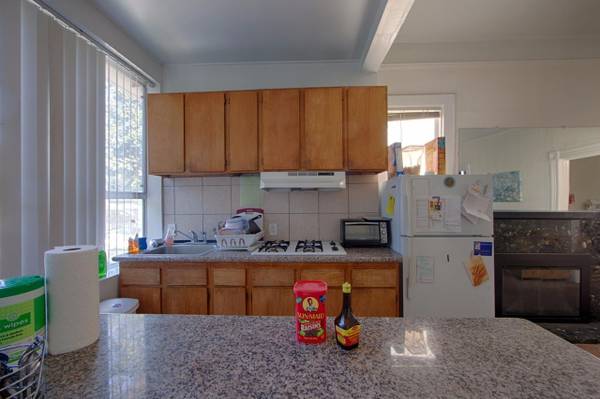 2BR/2BA Single Family House · San Jose photo 4