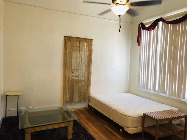 2BR/2BA Single Family House · San Jose photo 5