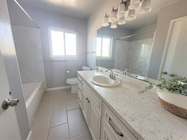 2BR/1BA Apartment · El Cerrito photo 5