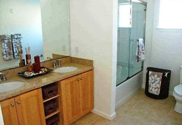 2BR/1BA Condo on Walker Ave · Walnut Creek photo 5